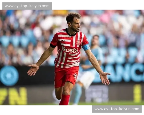 绿茵场上的“烟火气”与“钢铁魂”:埃尔切与奥萨苏纳的西甲生存启示录 绿茵场上的“烟火气”与“钢铁魂”:埃尔切与奥萨苏纳的西甲生存启示录